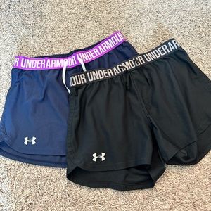 Under armour size small athletic shorts